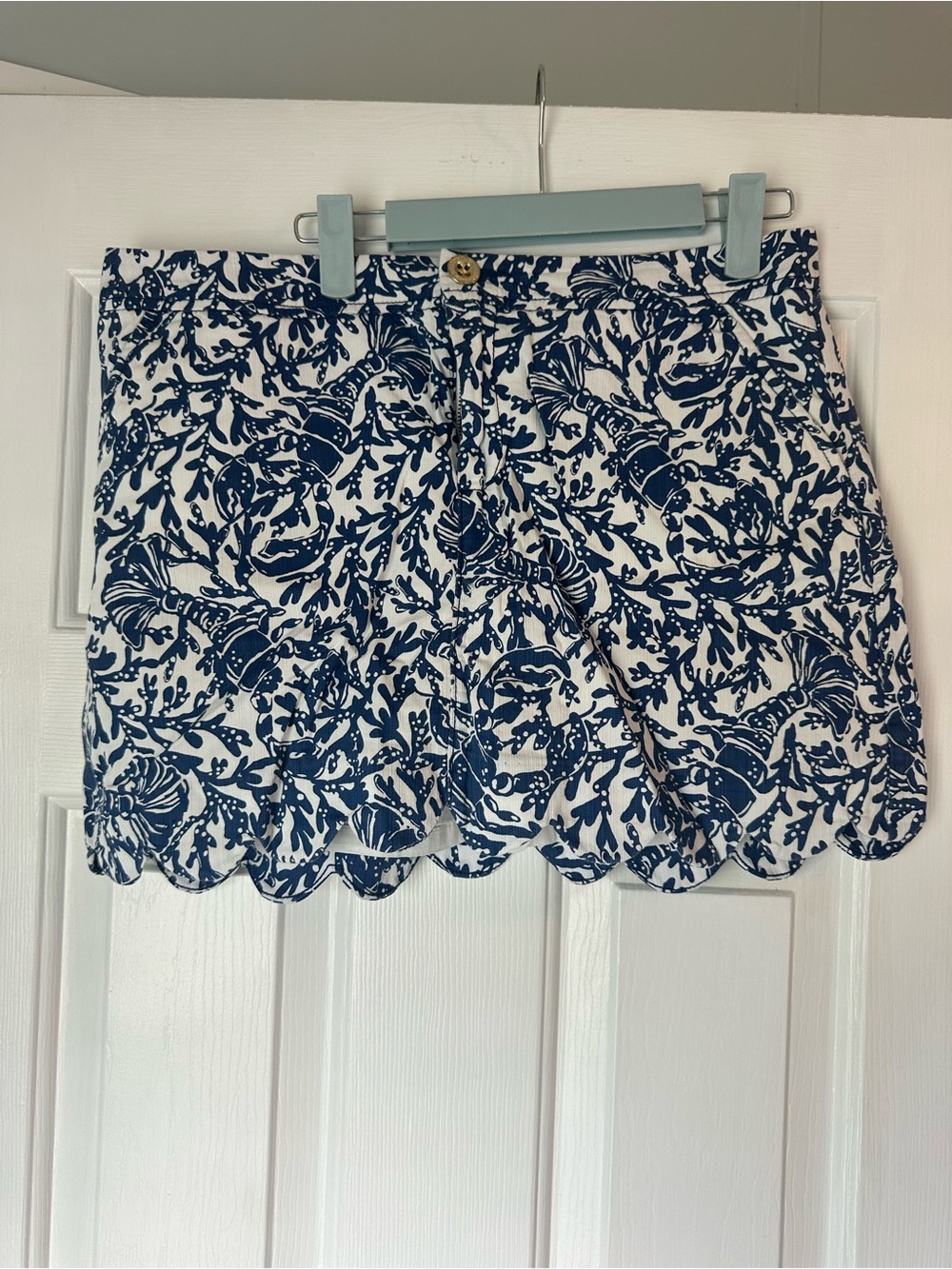 Lilly Pulitzer Navy & White Scalloped Hem Skort